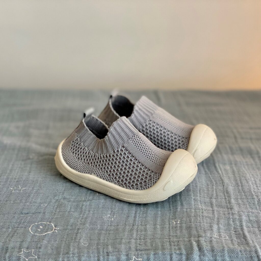 Amazon Toddler First Walking Shoes Mesh in grey
