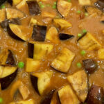 JP curry Step5 add aubergine and peas